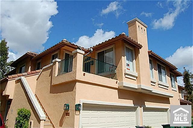 1st image of 2800 Ladrillo Aisle #27