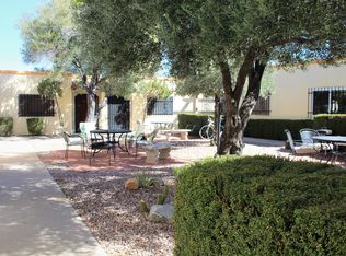 186 W Calle Del Ano, Green Valley, AZ 85614