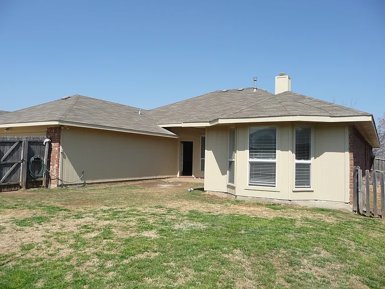 5601 Tulip Dr — Photo 23