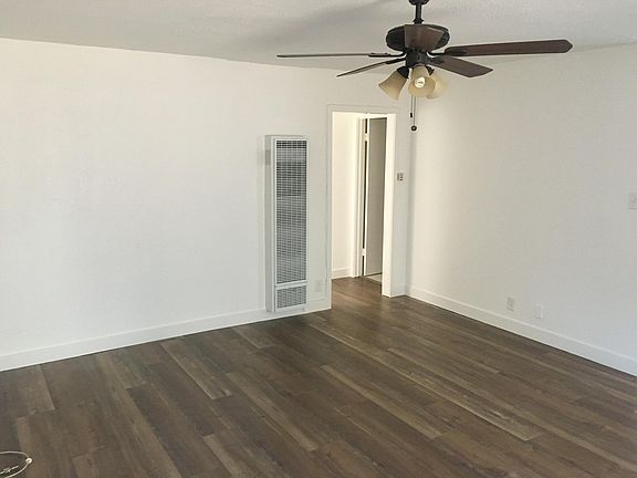 4th image of 11248 Emelita St APT 2
