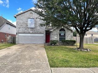 1030 N Teal Estates Cir, Fresno, TX 77545