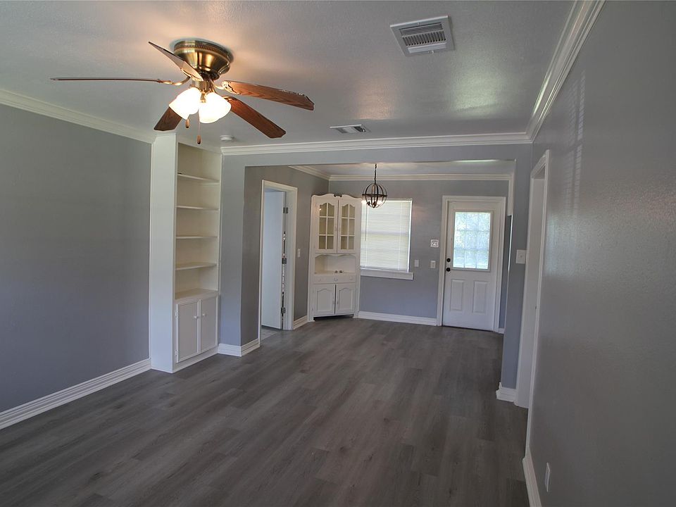 1207 Trimm Ave, Pasadena, TX 77502 | Zillow