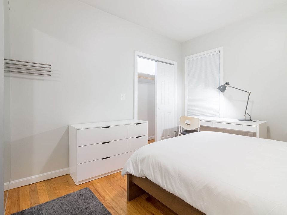 1st image of 1059 Saratoga St #3C