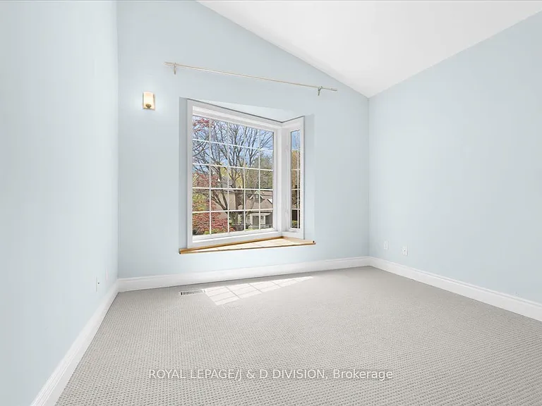 73 Astley Ave — Photo 26