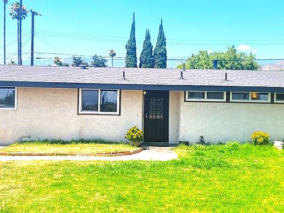 3rd image of 25398 Eureka St