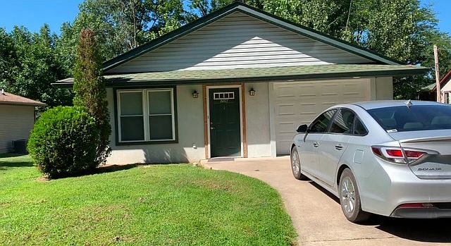 1st image of 706 E Campus Dr