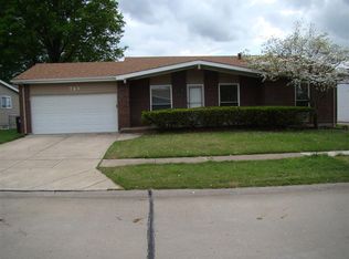 743 Doyne Dr, Florissant, MO 63034