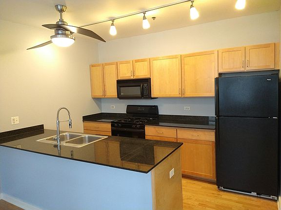 5th image of 7 N Wabash Ave #506