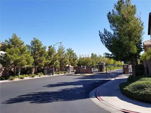 5th image of 6783 Mahogany Meadows Ave