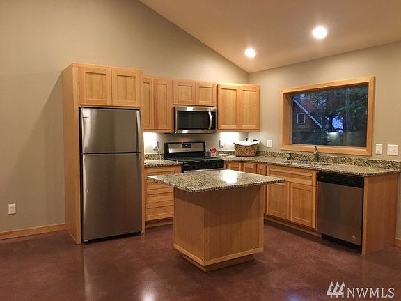 2nd image of 7477 Glacier Springs Dr