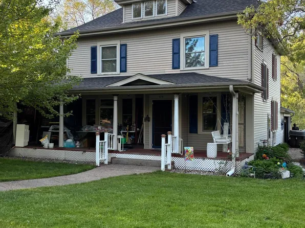 975 E 4th St, New Richmond, WI 54017
