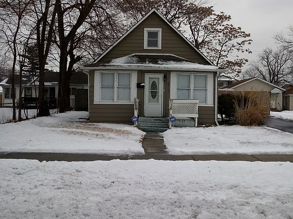 2nd image of 6713 California Ave