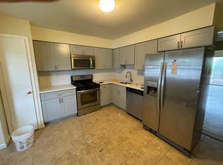 11 Tiger Lily Ct, Sayreville, NJ 08872
