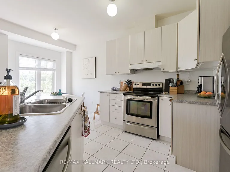 15 Old Colony Rd #87 — Photo 18