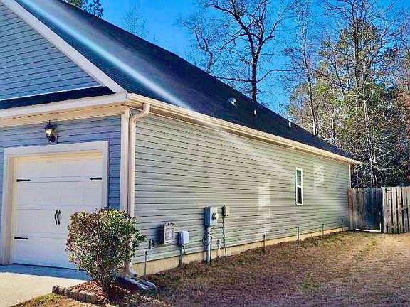 3rd image of 706 Kensey Park Ln