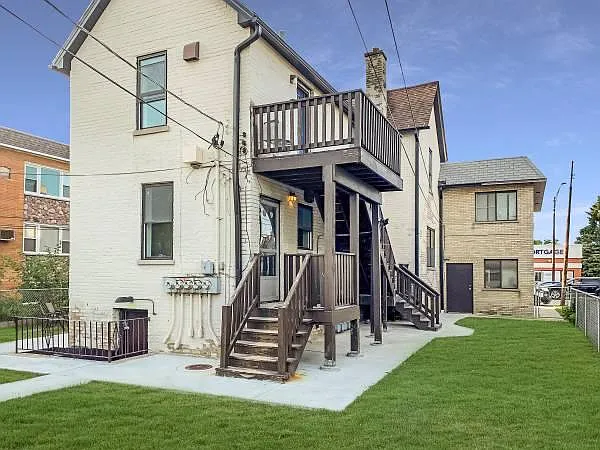 5637 W Lawrence Ave #2F — Photo 14