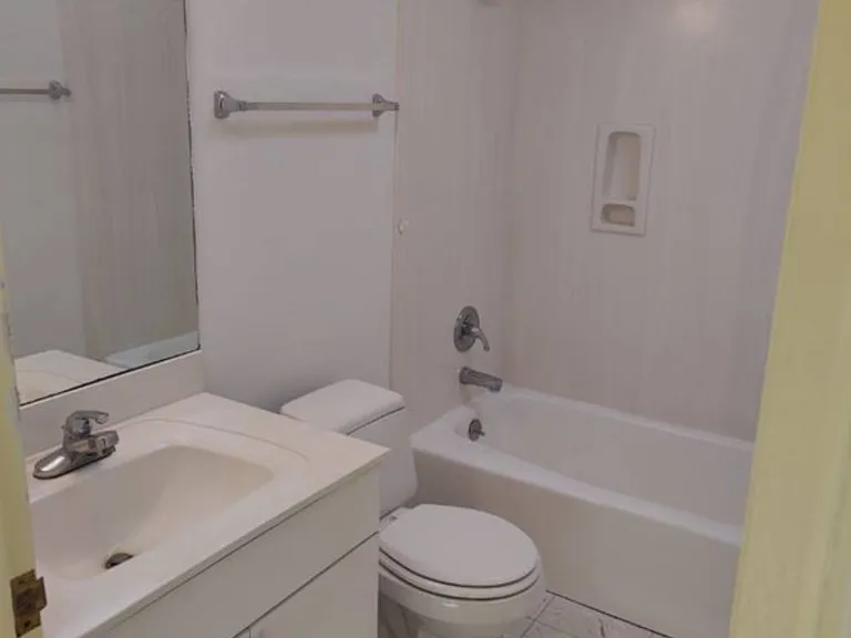 8542 E Desert Steppes Dr — Photo 3