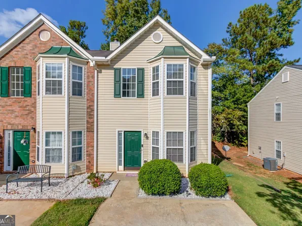 4635 Crawford Oaks Dr, Oakwood, GA 30566