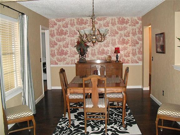 5th image of 2112 Bengal Ln