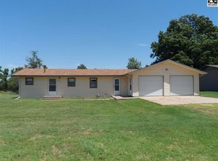 204 E Section Line Rd, Canton, KS 67428