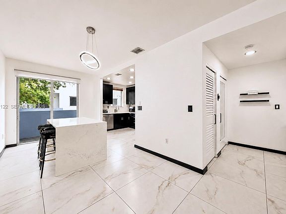5th image of 193 N Shore Dr #6
