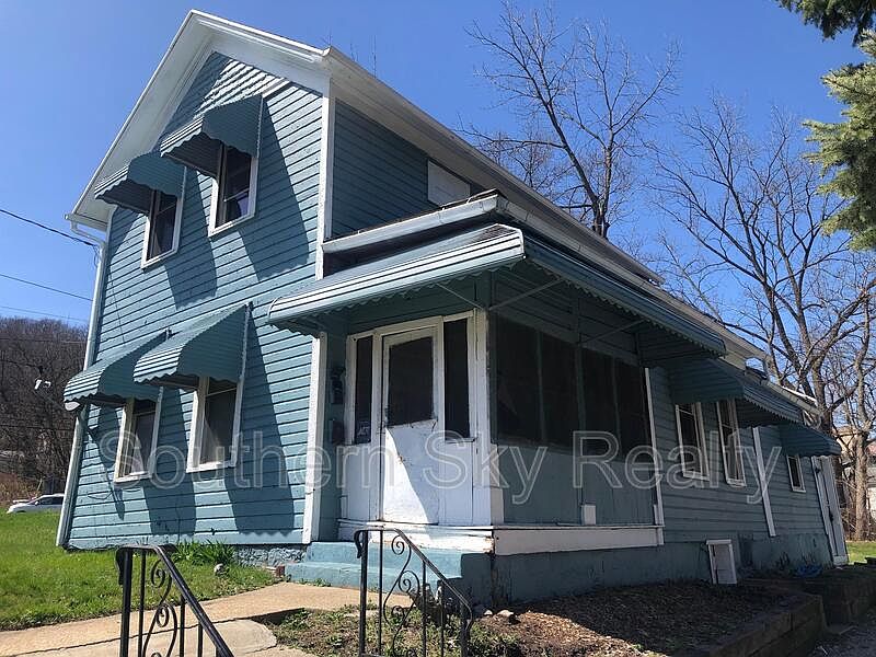 1st image of 677 Vernon Odom Blvd #2