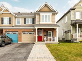 106 Santolina St, Ottawa, ON K2S 0W6