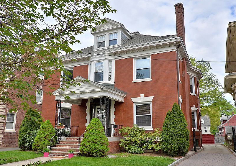 1st image of 537 Clifton Ave