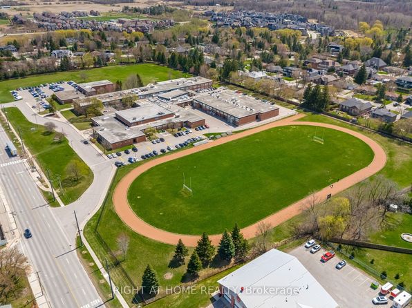 77 Robert Berry Cres, King, ON L7B 0M6