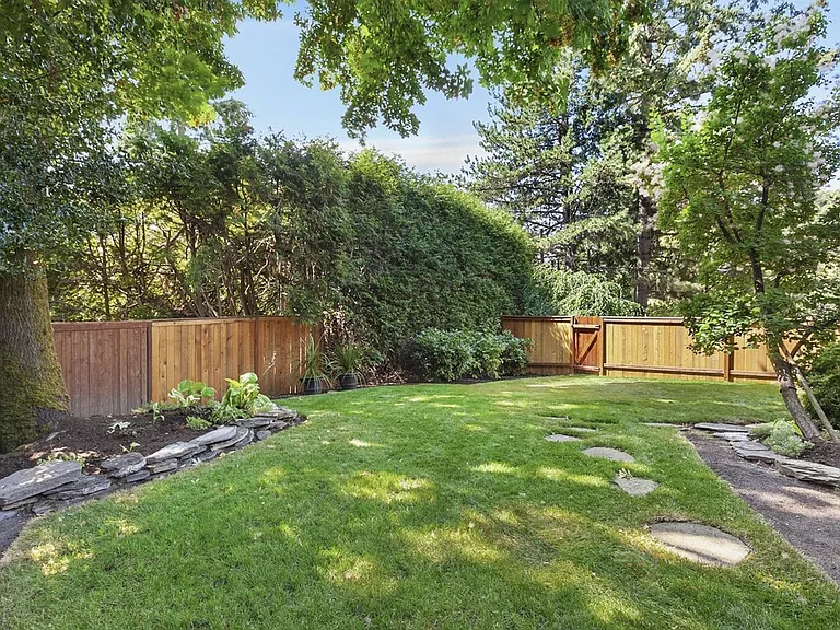 5220 SW Richenberg Ct — Photo 24