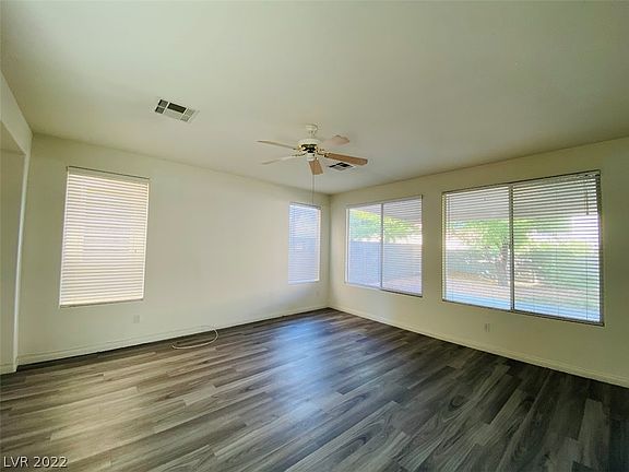 5th image of 258 Palm Trace Ave
