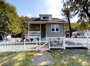 402 E Center Ave, Maple Shade, NJ 08052