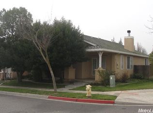 498 Peachcrest Dr, Oakdale, CA