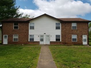 1127 Pembroke Oak Grove Rd, Oak Grove, KY 42262