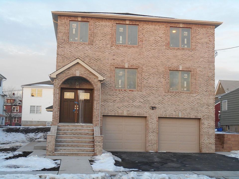 1st image of 519 New York Ave #1
