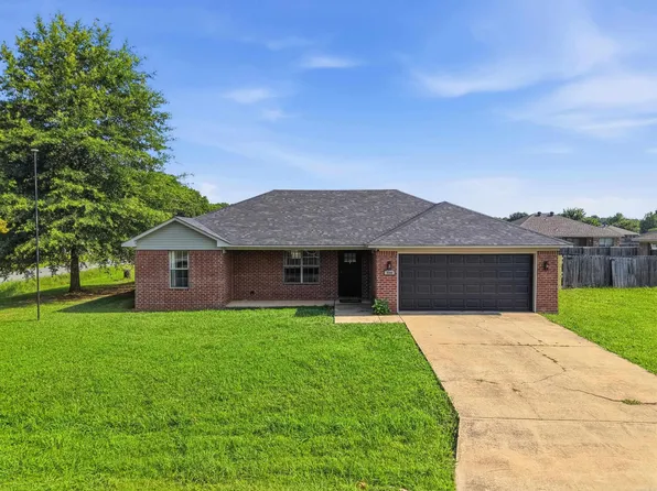 3300 Antietam Dr, Conway, AR 72032