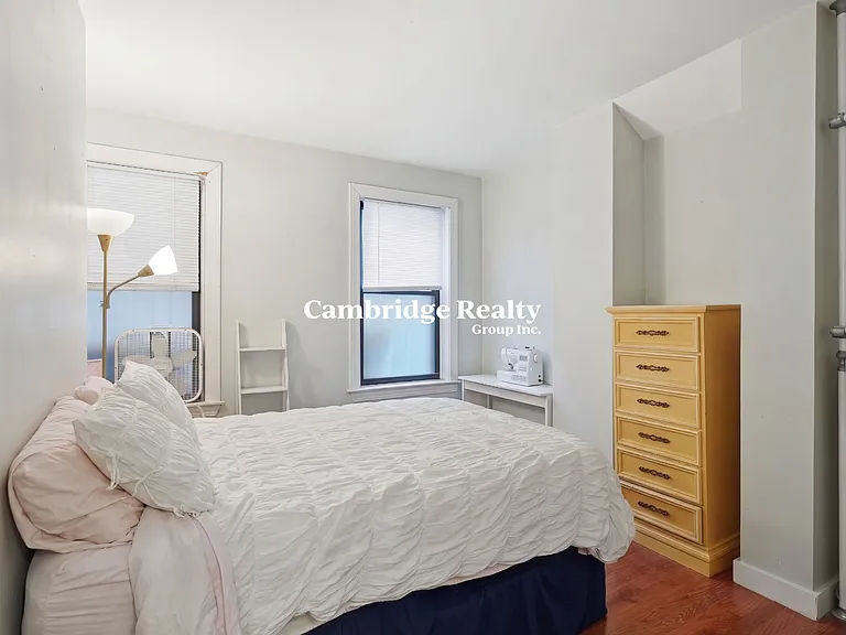20 Symphony Rd #2T — Photo 7