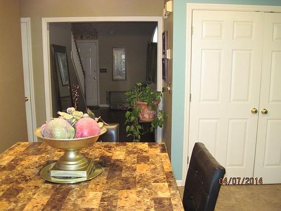4th image of 1112 Canyon Ct