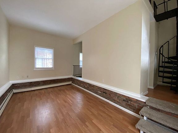 5th image of 905 N Stephenson Hwy APT 22