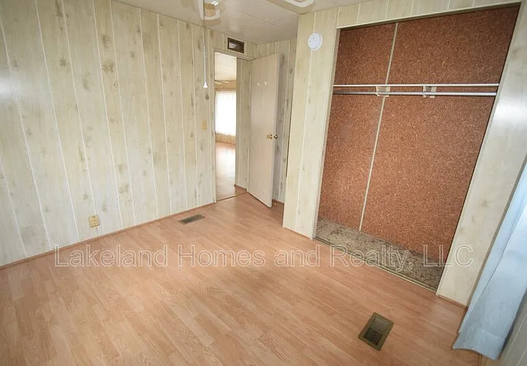 1567 Longbow Dr — Photo 12