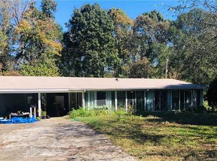 228 Hickory Hill Ln, Stanley, NC 28164