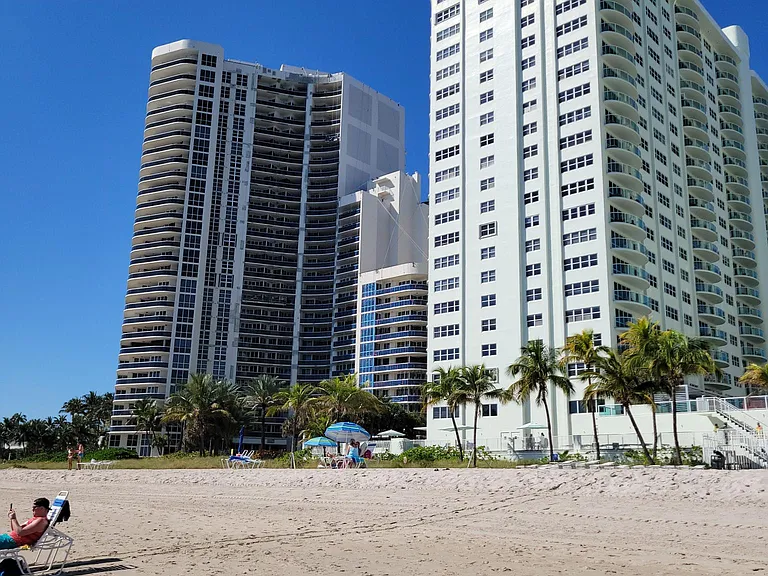3400 Galt Ocean Dr #301 — Photo 1