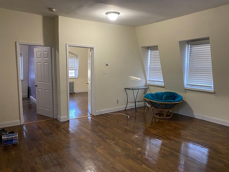 1st image of 738 E 234th St Floor 2