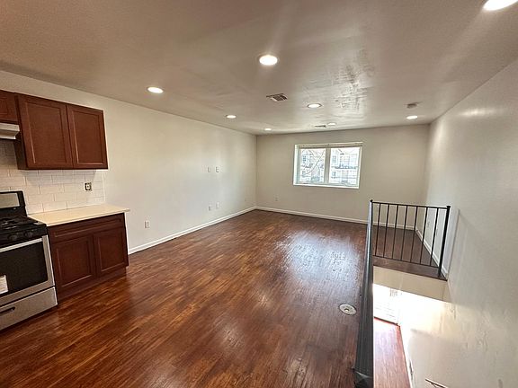 3rd image of 103 N Burgher Ave Floor 2