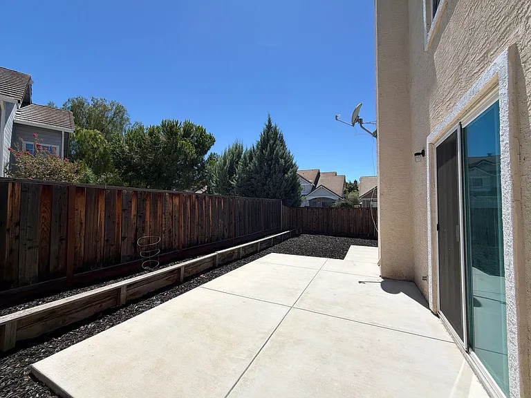 1100 Twinbridge Ct — Photo 18