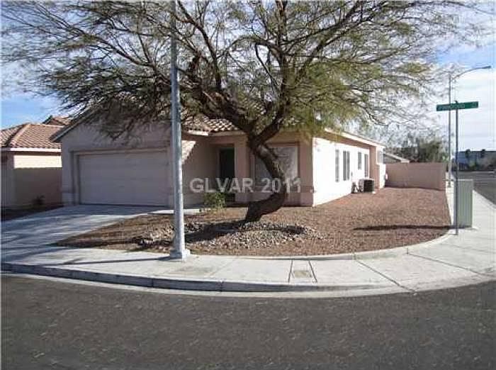 1st image of 7913 Pinnochio Ave