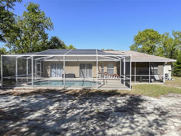 3rd image of 1269 W Hialeah Dr