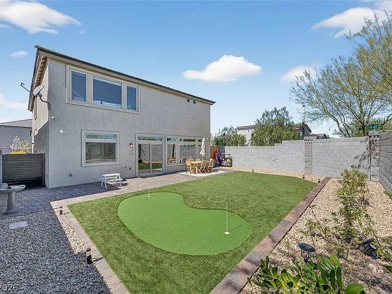 10446 Emerald Rye St — Photo 31