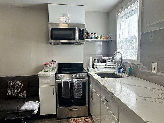 3rd image of 4341 17th St