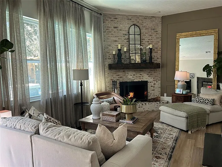 518 Crestover Dr — Photo 49
